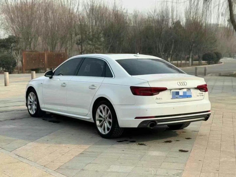 济宁18年奥迪A4L7