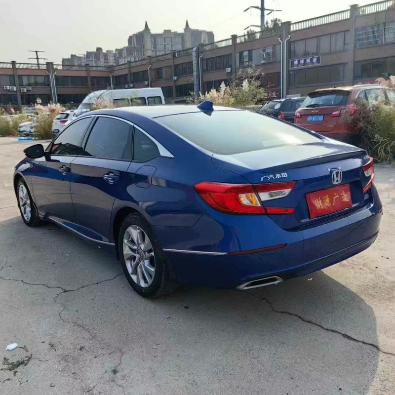 青岛20年本田雅阁5