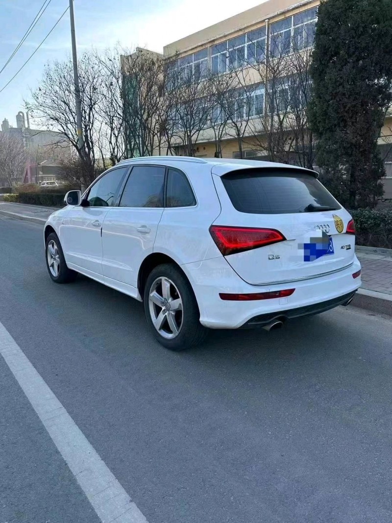 青岛18年奥迪Q56