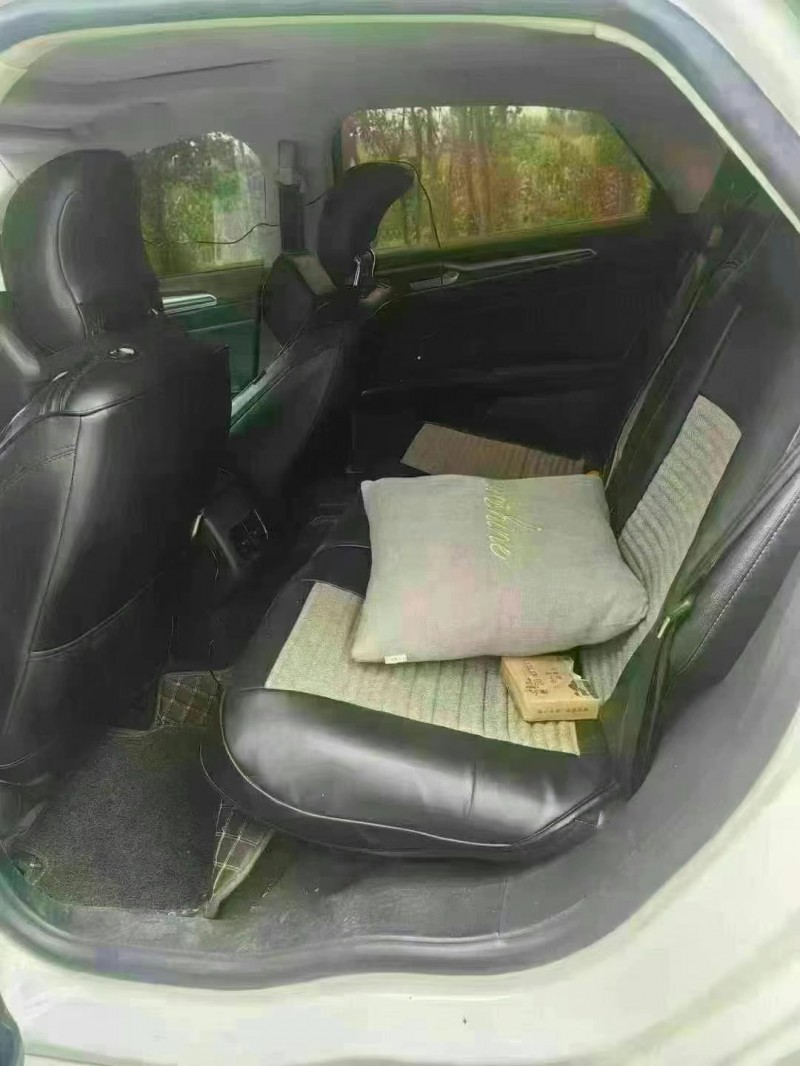 保定18年福特蒙迪欧8