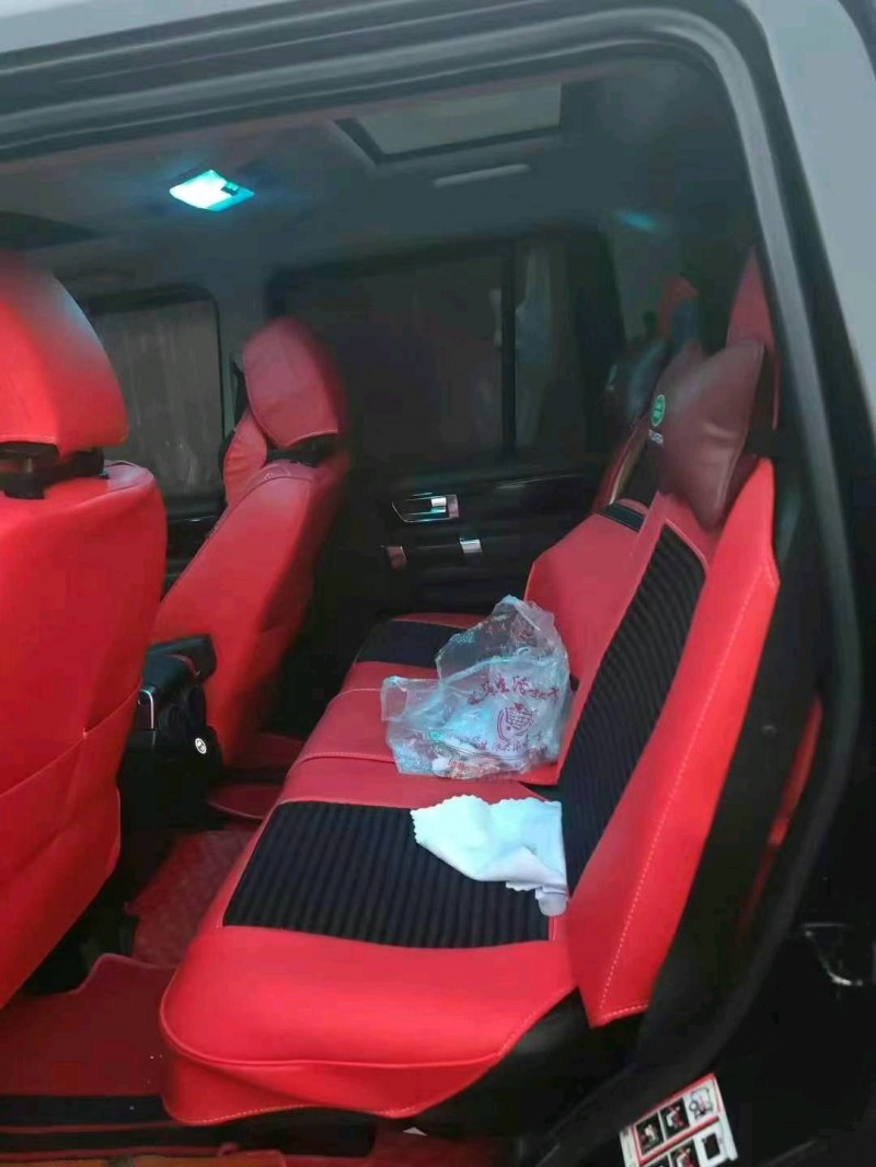 廊坊15年路虎发现5