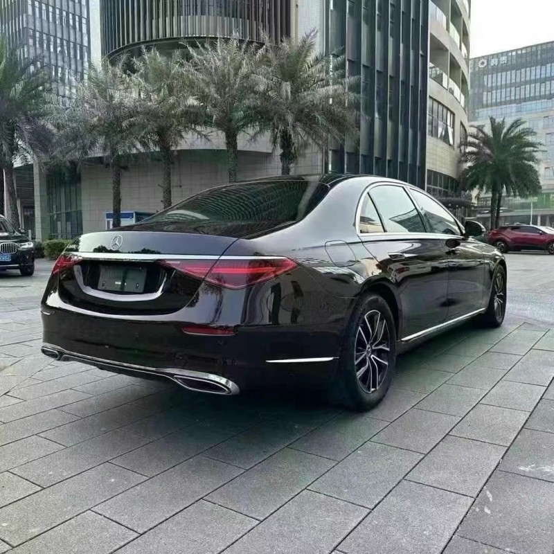 广州21年奔驰S8
