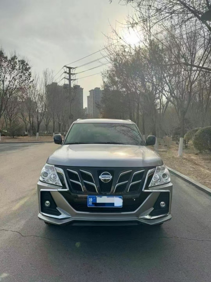济宁19年日产途乐1