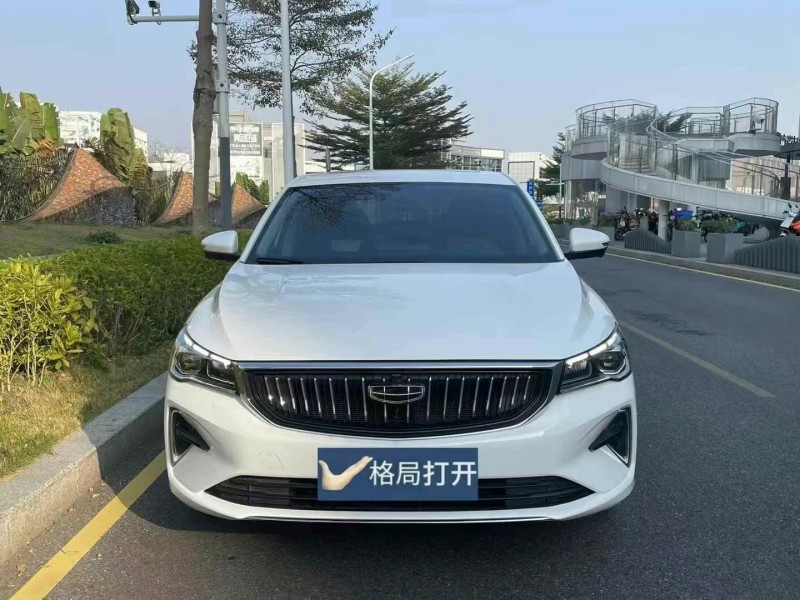 深圳22年吉利帝豪1