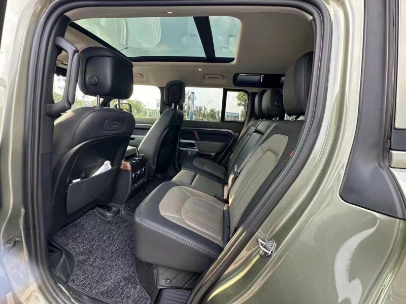 广州22年路虎卫士7