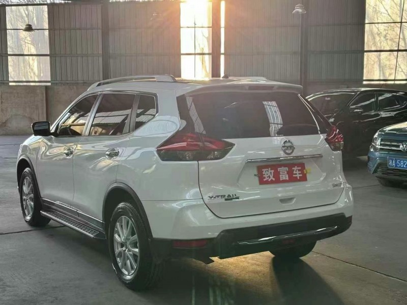 保定23年日产奇骏8