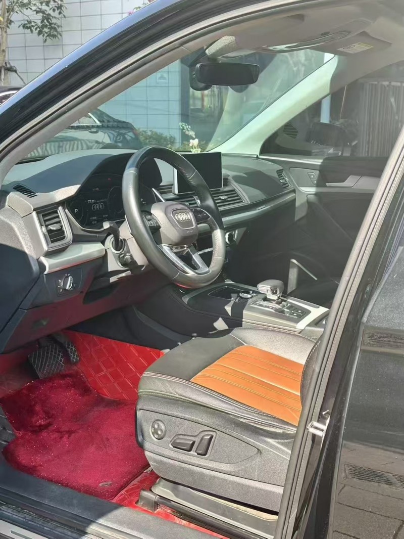 佛山20年奥迪Q54