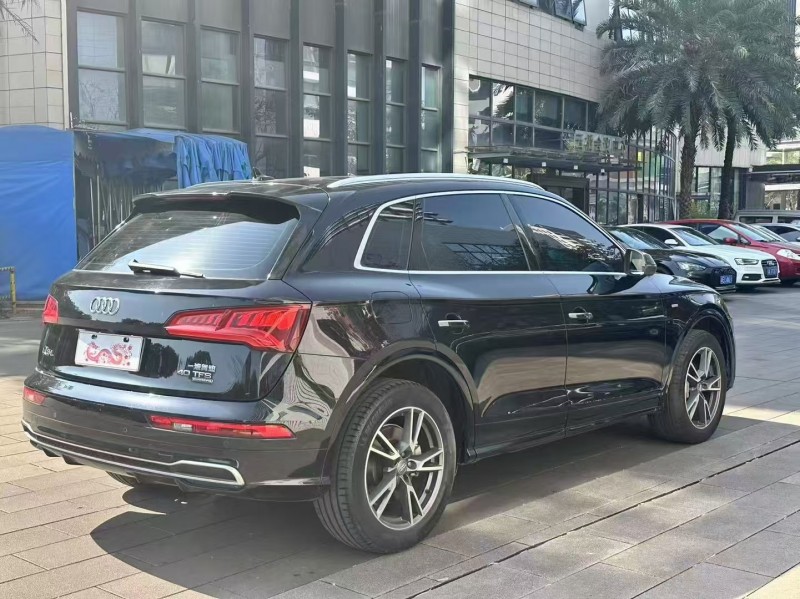 佛山20年奥迪Q57