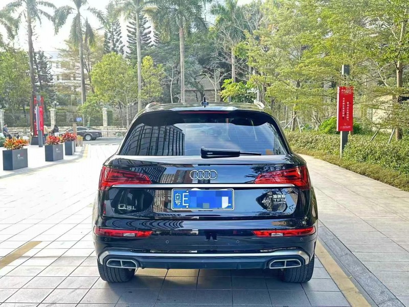 广州23年奥迪Q59