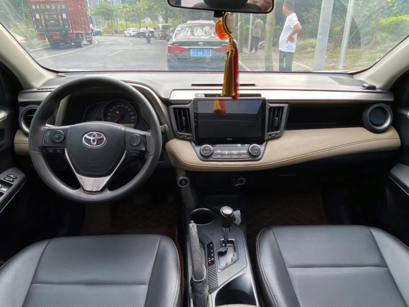 广州15年丰田RAV49