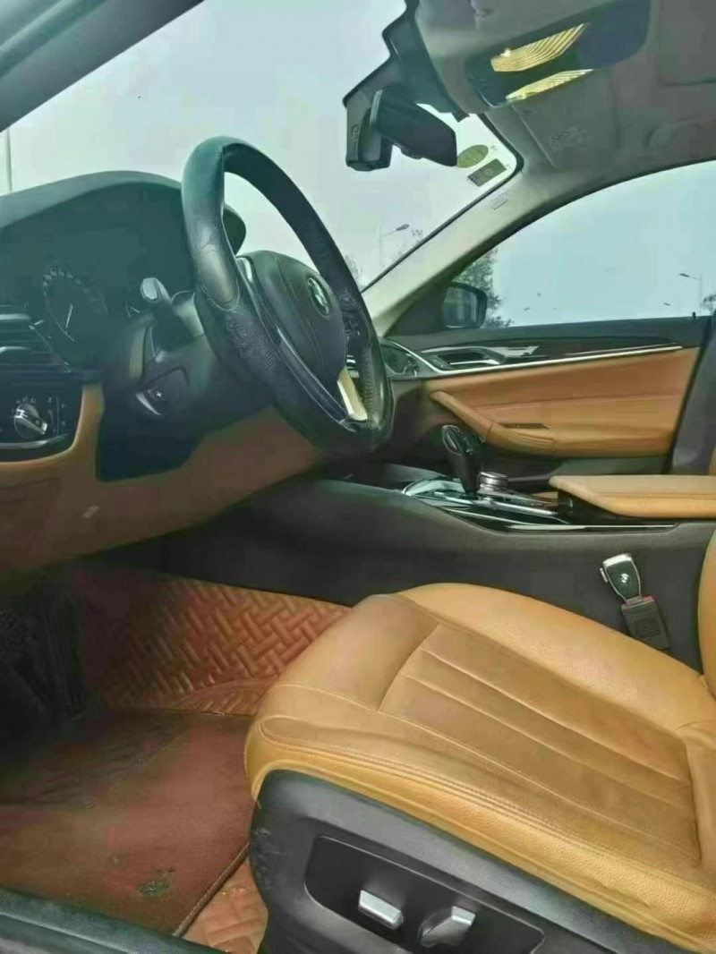 保定18年宝马5系6