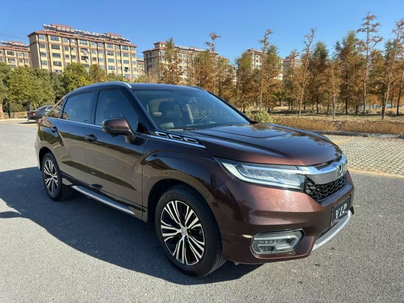 盐城19年本田冠道2