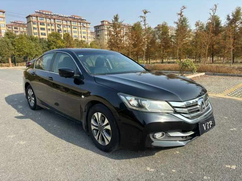 盐城15年本田雅阁2