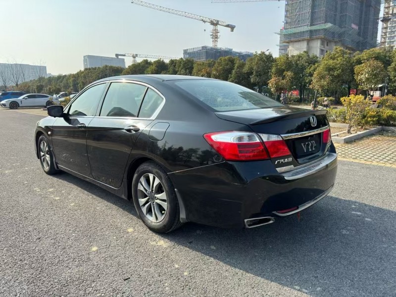 盐城15年本田雅阁4