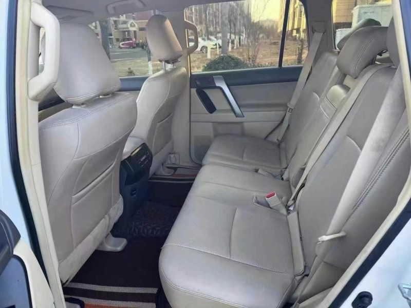 保定15年丰田普拉多6