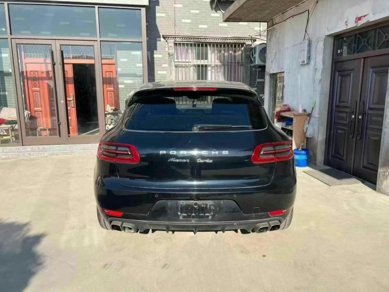 盐城14年保时捷Macan7