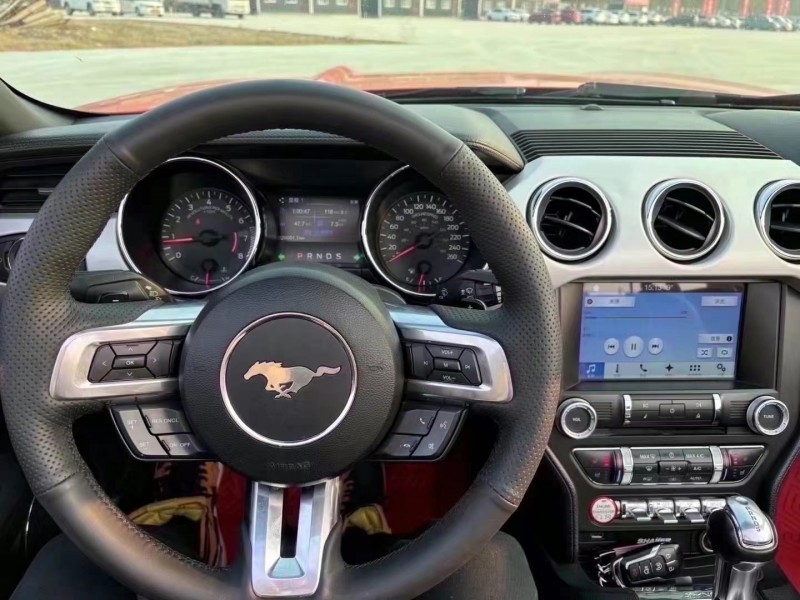 济宁16年福特野马4