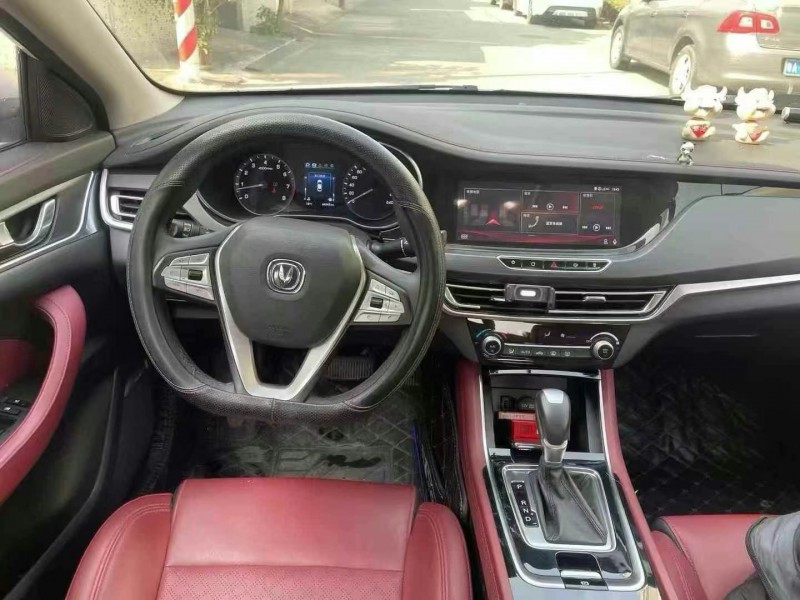 廊坊19年长安汽车逸动2