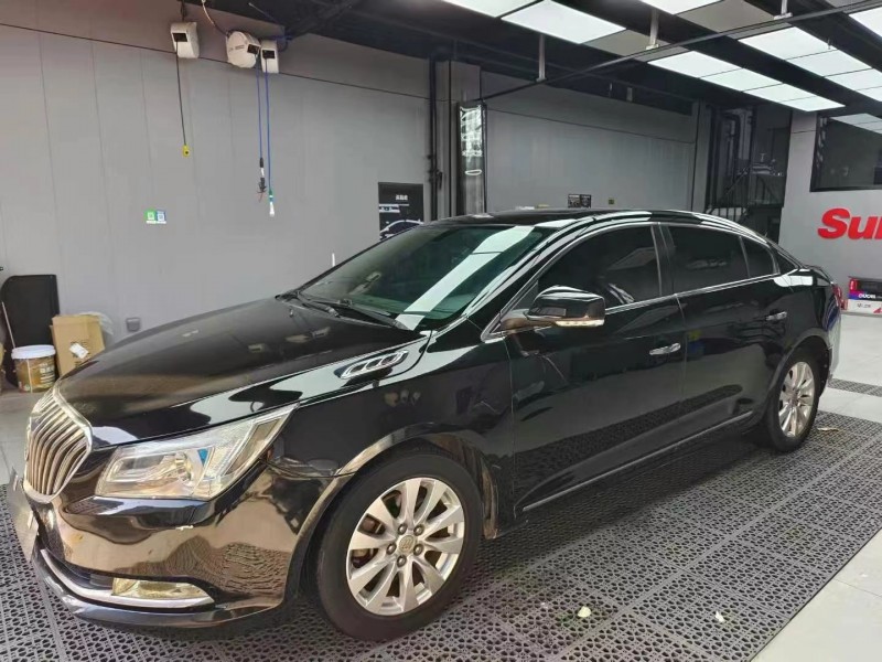 济宁15年别克君越3