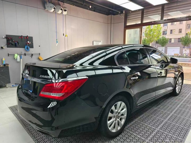 济宁15年别克君越6