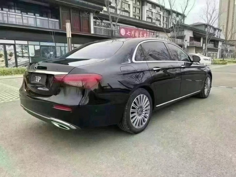 济宁20年奔驰E4