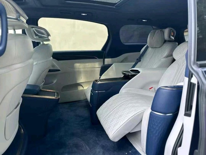 青岛21年别克GL85