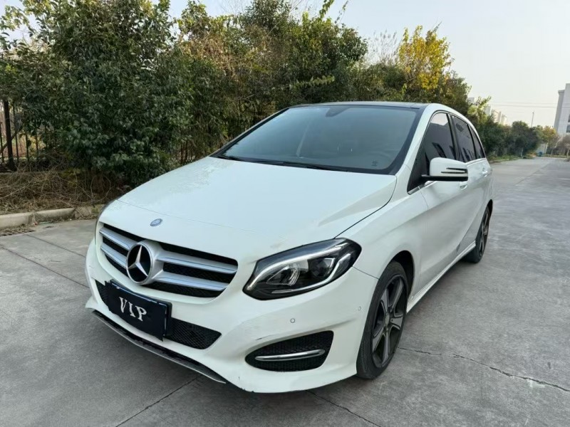 盐城17年奔驰B2