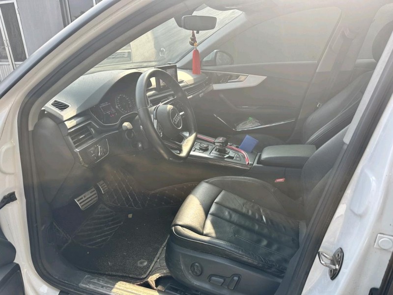 青岛17年奥迪A4L4