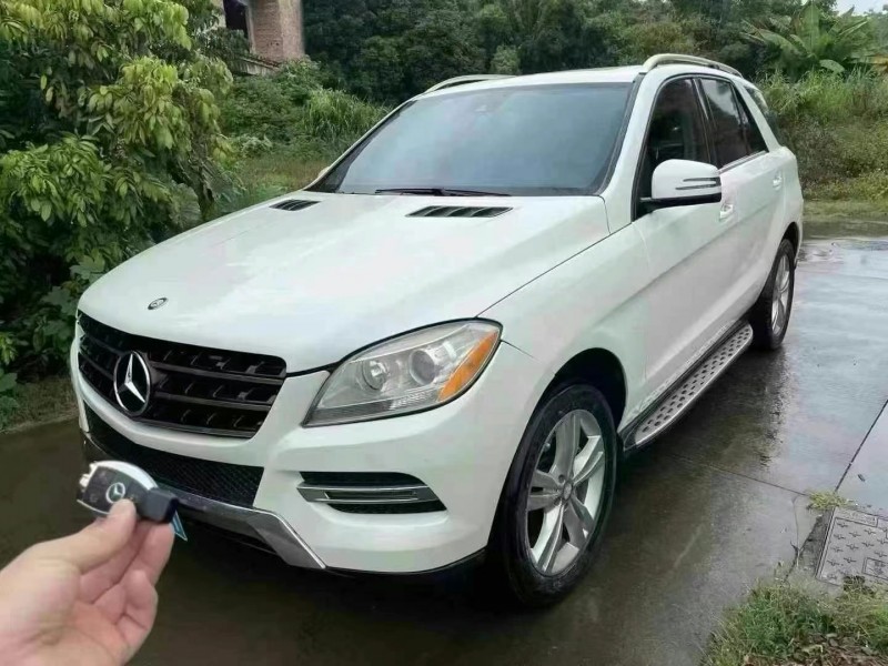 广州13年奔驰ML3