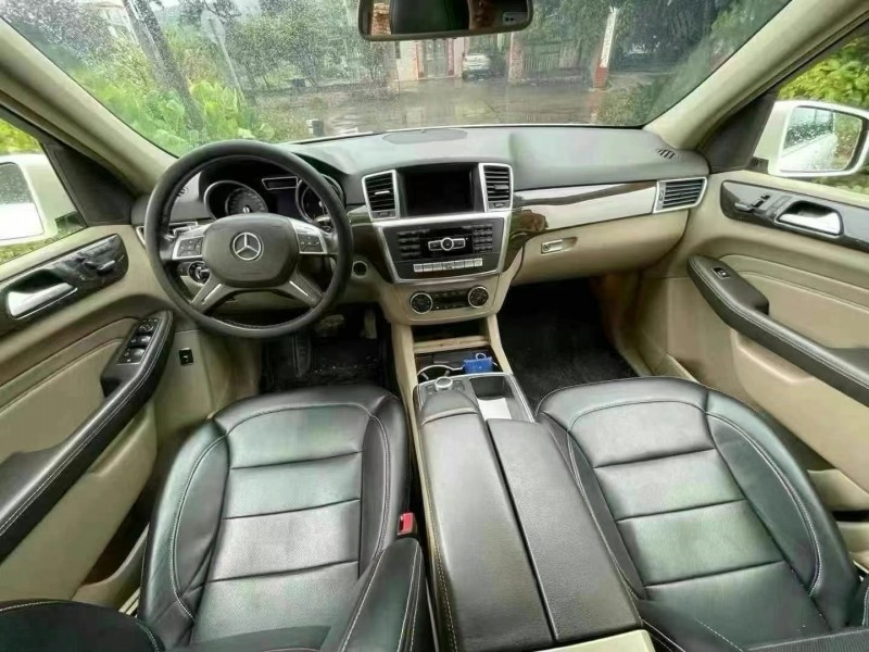 广州13年奔驰ML6