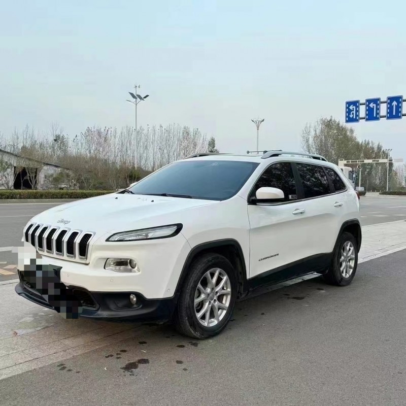 棗莊16年Jeep自由光2