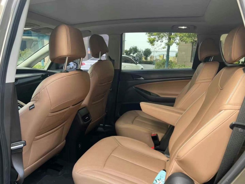 徐州21年别克GL66