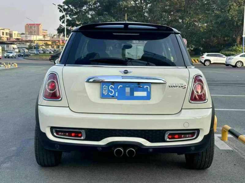 茂名13年MINICooper9