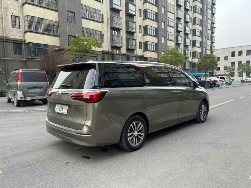 徐州21年别克GL88