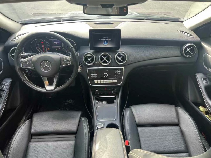 徐州18年奔驰GLA5