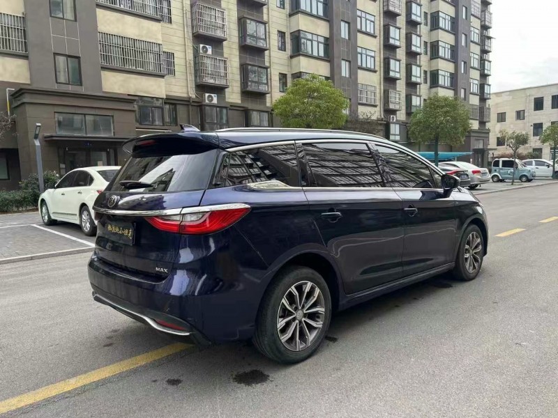 徐州19年比亚迪宋MAX8