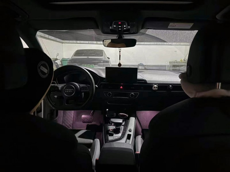 济宁23年奥迪A4L6