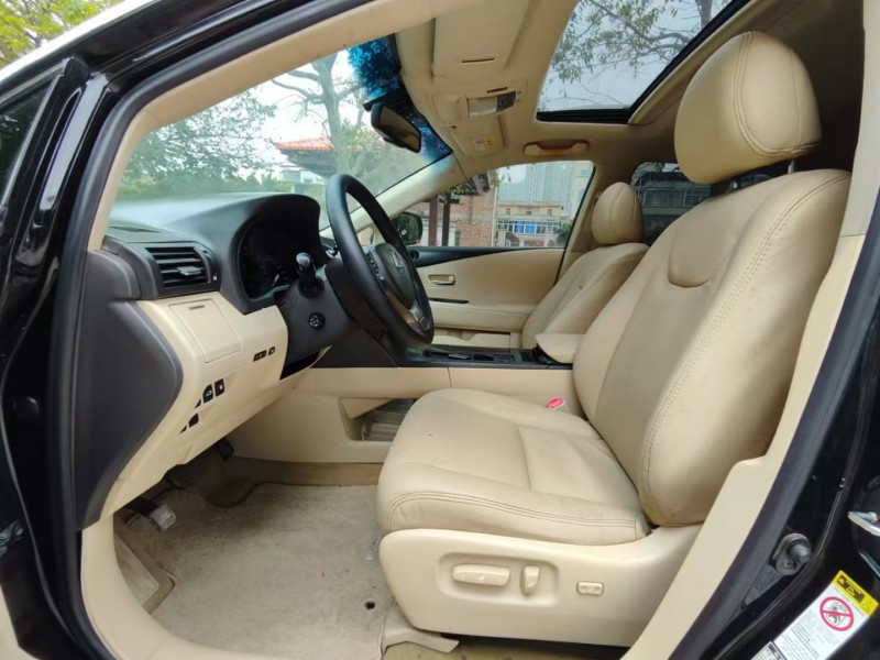 茂名12年雷克萨斯RX5