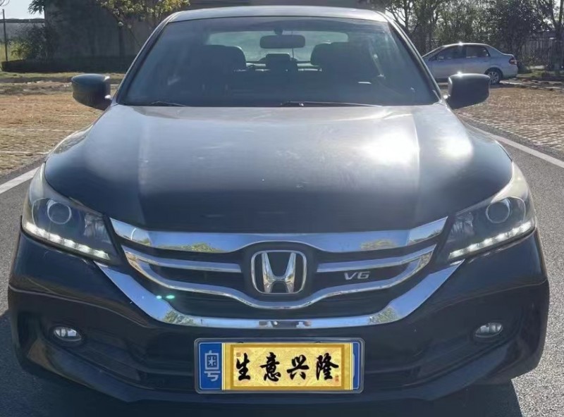 广州15年本田雅阁1