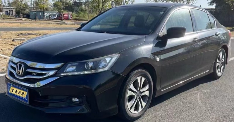 广州15年本田雅阁2