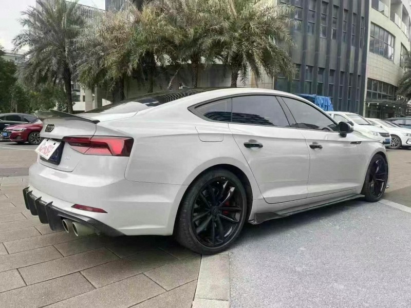 佛山19年奥迪S55