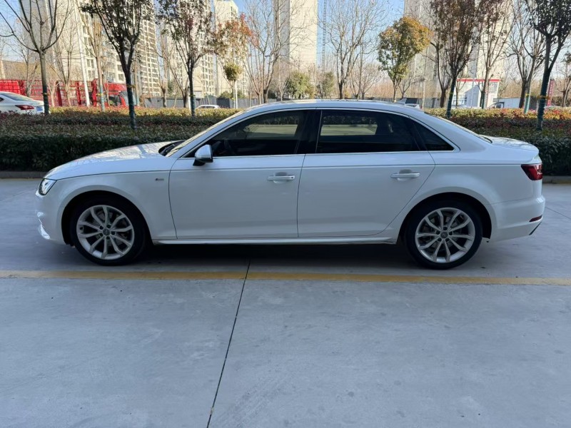 济宁18年奥迪A4L7