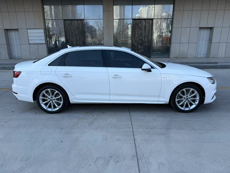 济宁18年奥迪A4L8