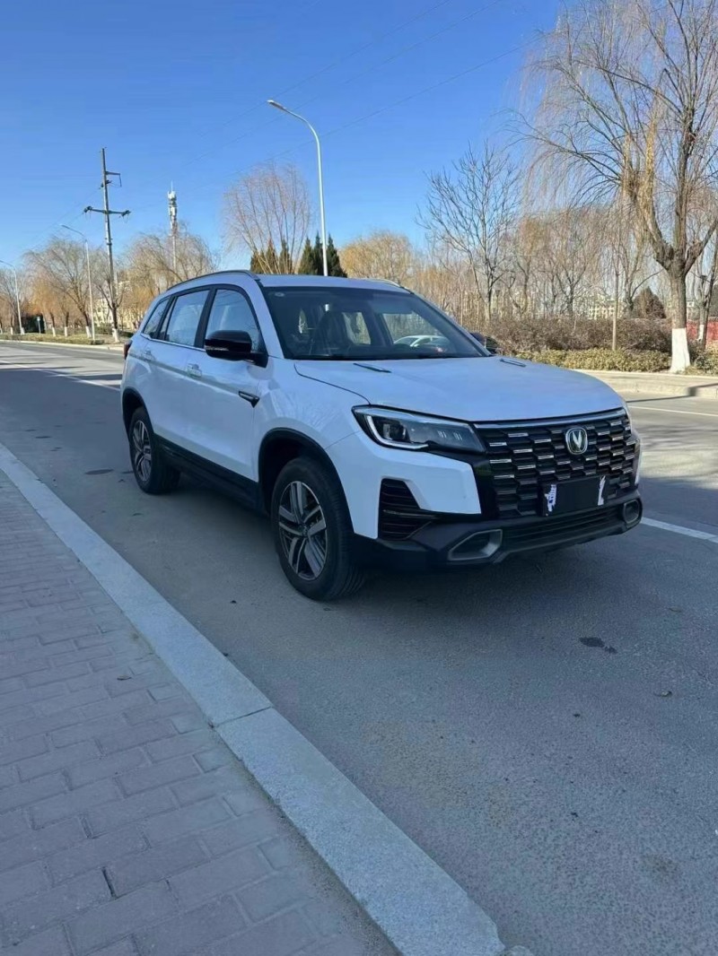 济宁24年长安汽车CS755