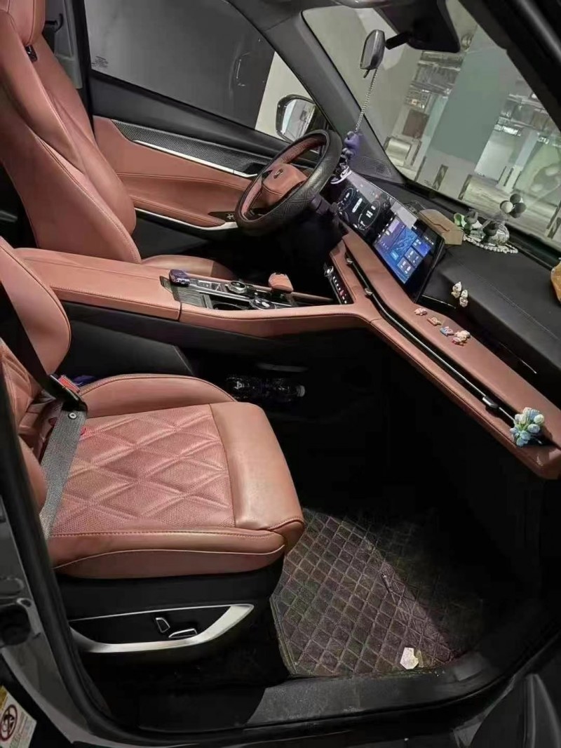 通遼23年長安汽車CS756