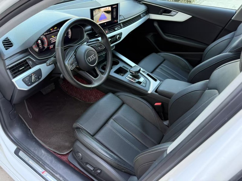 济宁21年奥迪A4L5