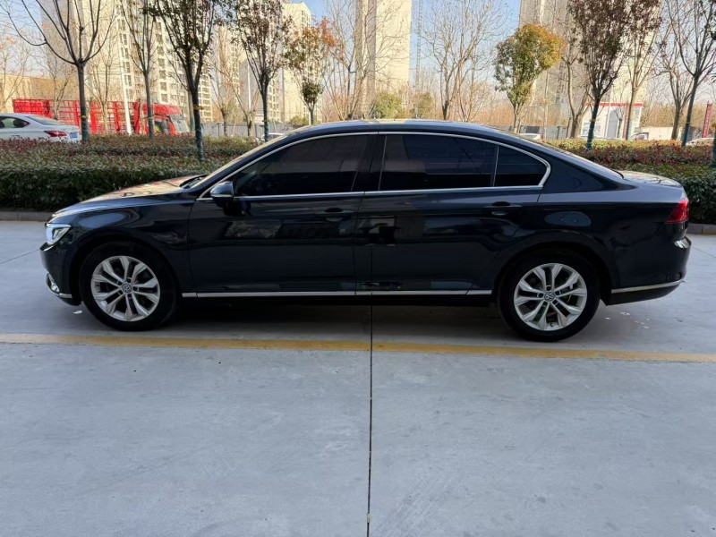 济宁18年大众迈腾8
