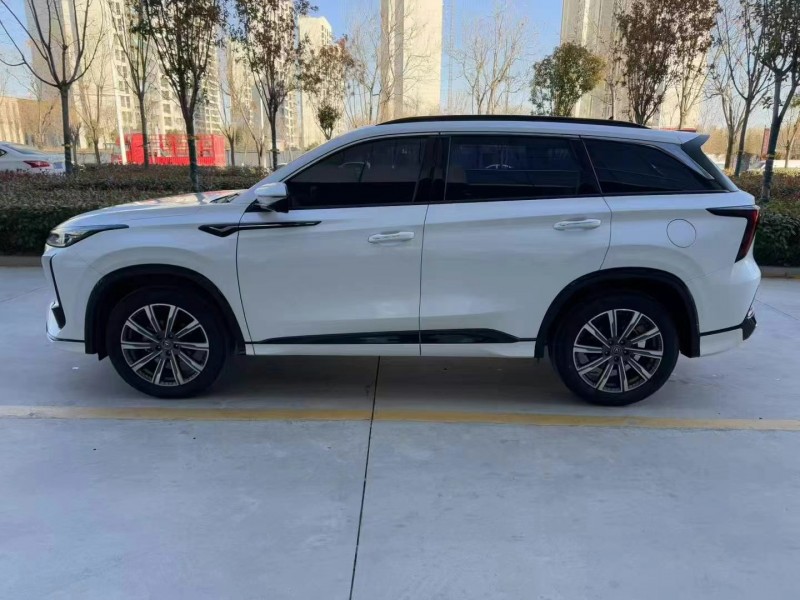 枣庄24年长安汽车CS755