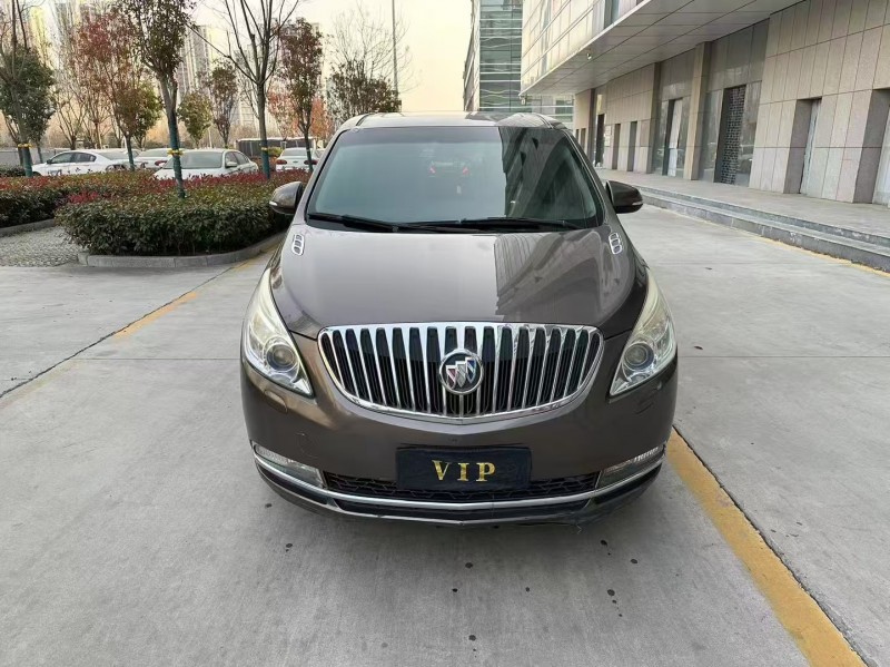 济宁13年别克GL81