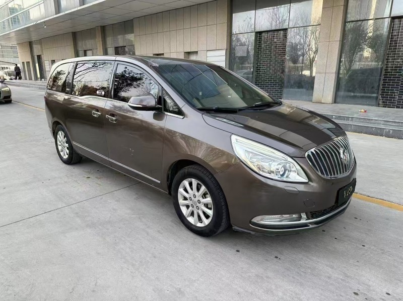 济宁13年别克GL82